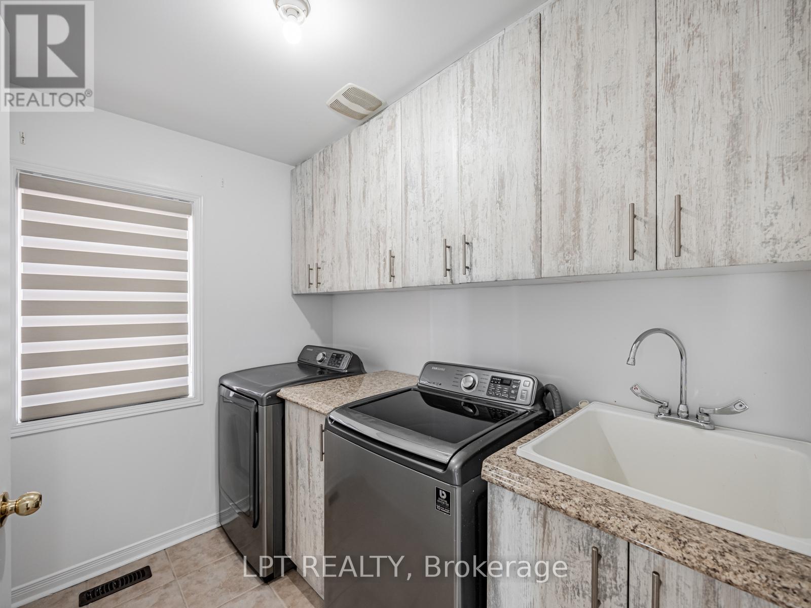 7 HOMEVIEW ROAD - 12