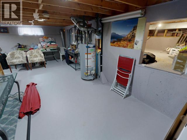 6945 RETASKIT CRT, Powell River