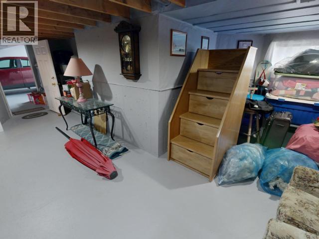 6945 RETASKIT CRT, Powell River