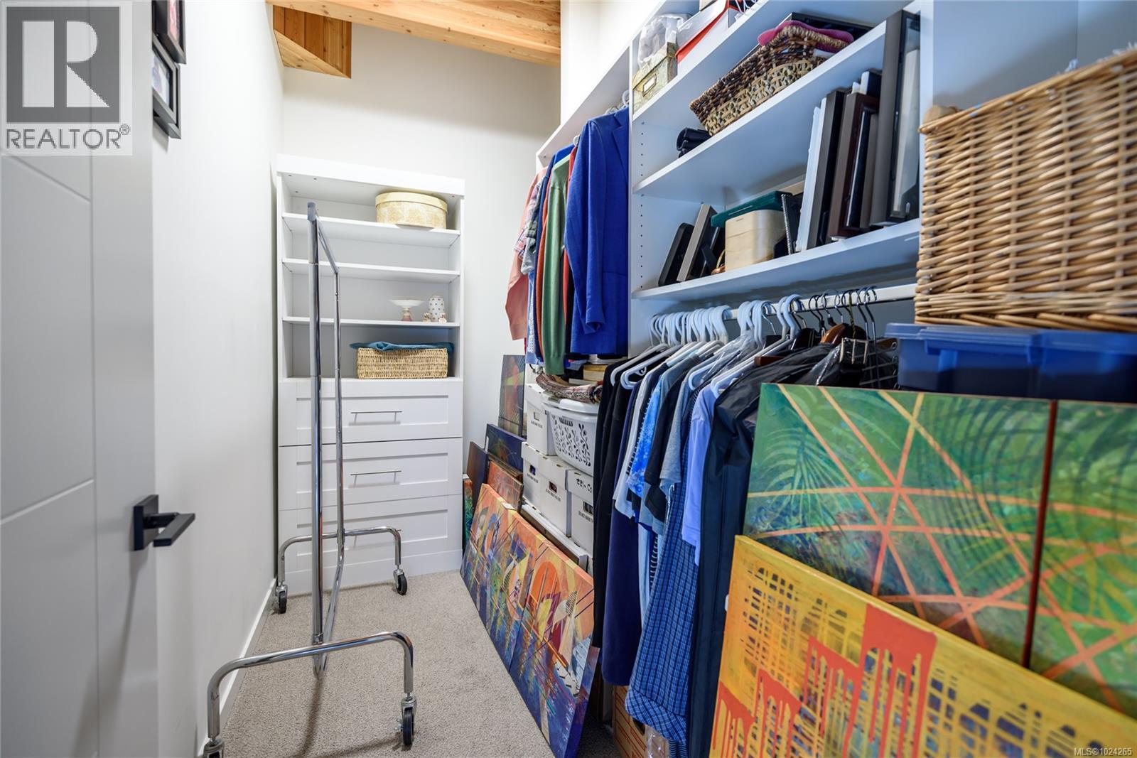 G 221 Glacier View Rd, Comox