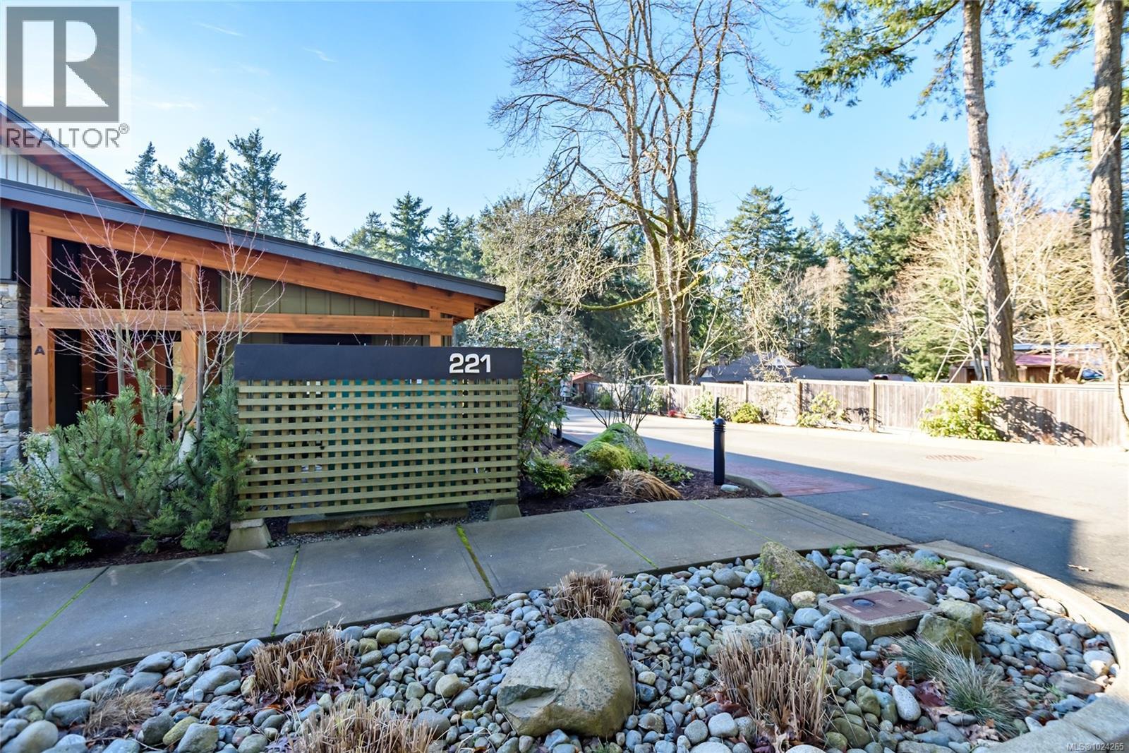 G 221 Glacier View Rd, Comox