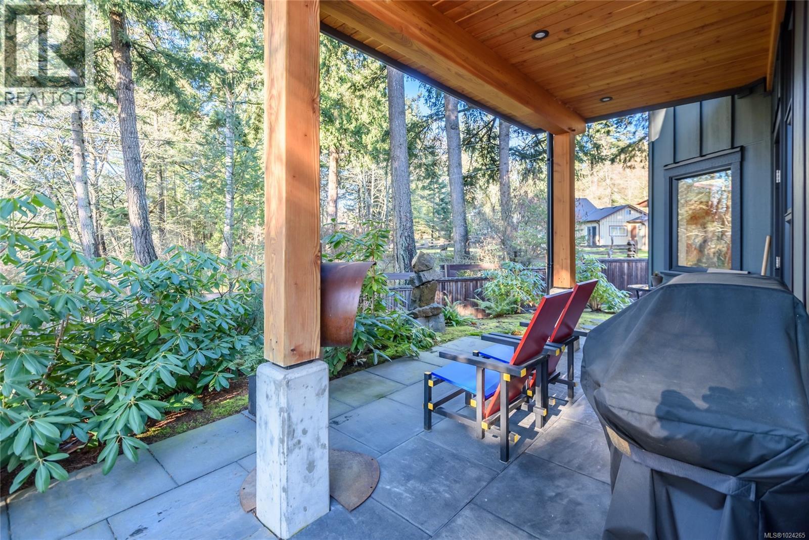 G 221 Glacier View Rd, Comox