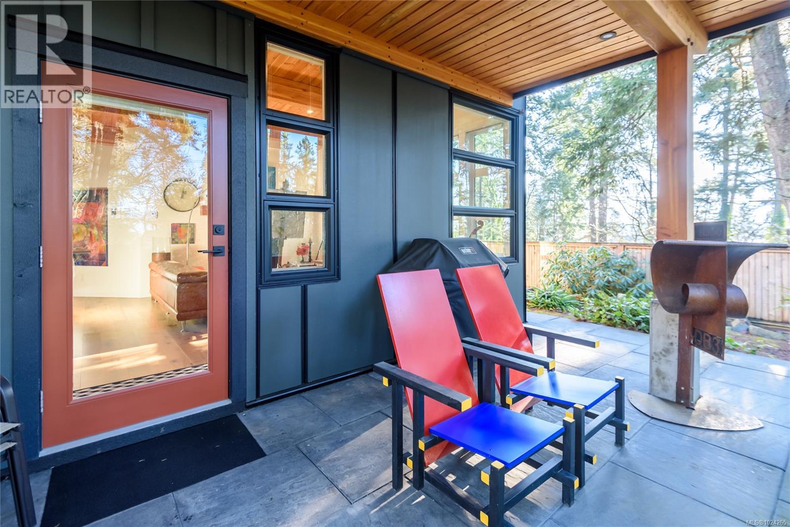 G 221 Glacier View Rd, Comox