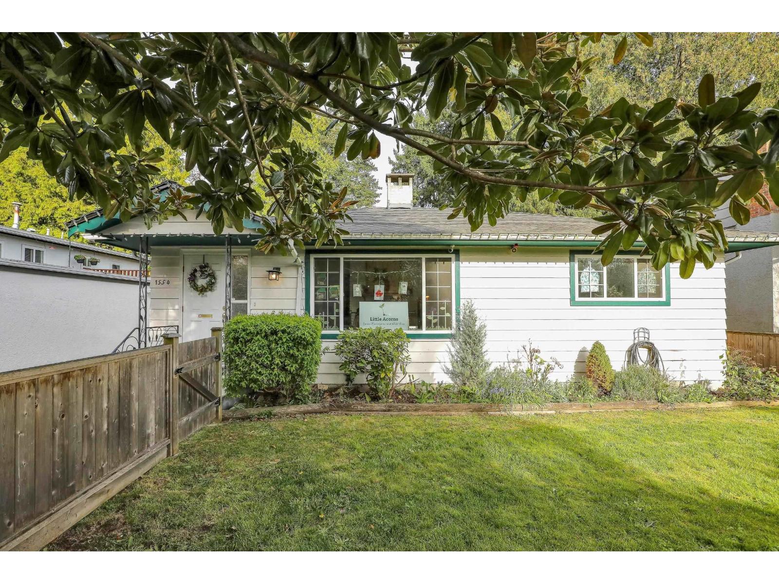 1554 STEVENS STREET, White Rock
