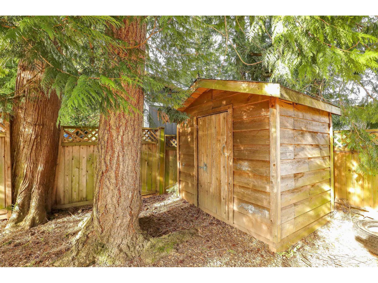 1554 STEVENS STREET, White Rock