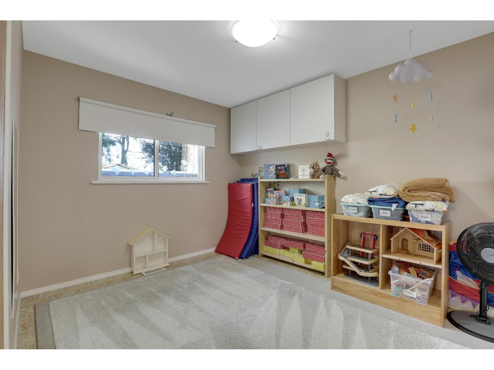 1554 STEVENS STREET, White Rock