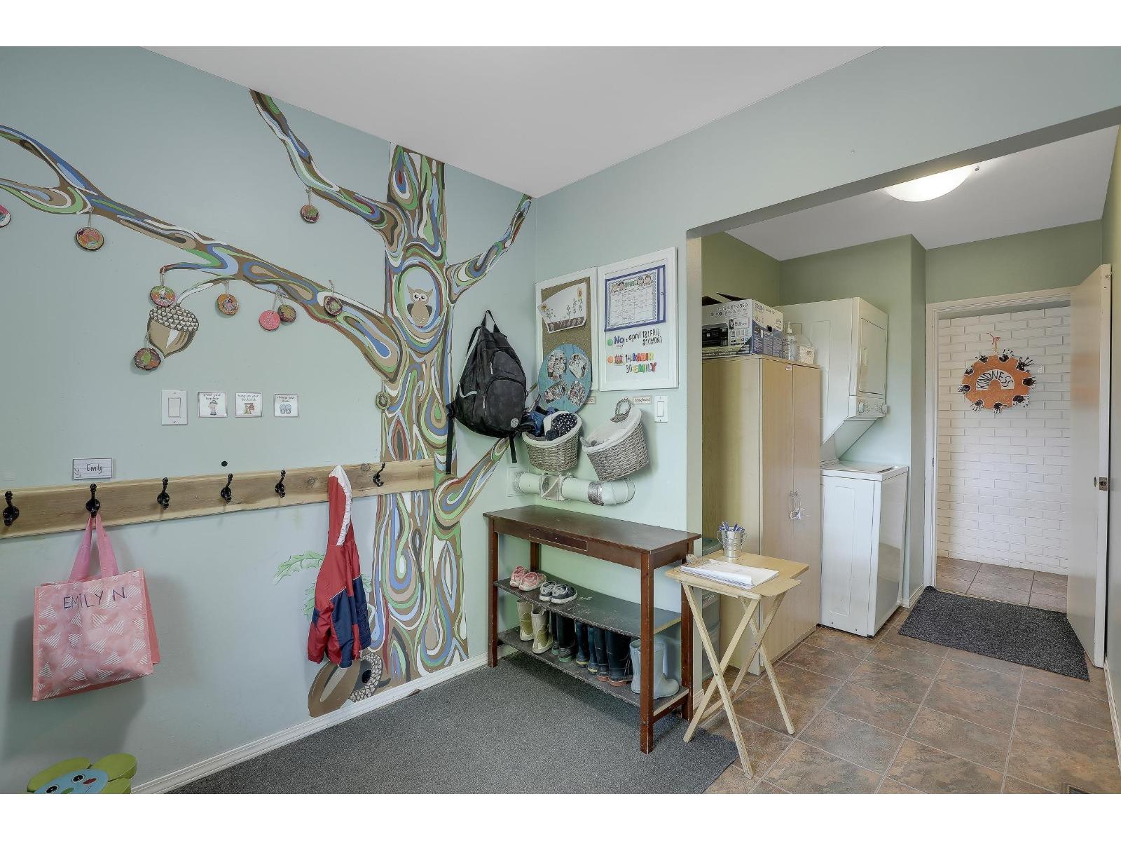 1554 STEVENS STREET, White Rock