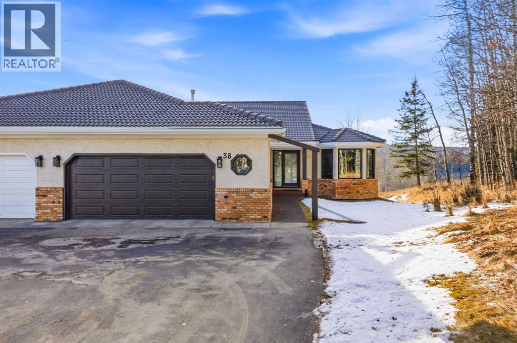 38 Sunrise Way - Photo 2 of 49, Priddis Greens, Alberta