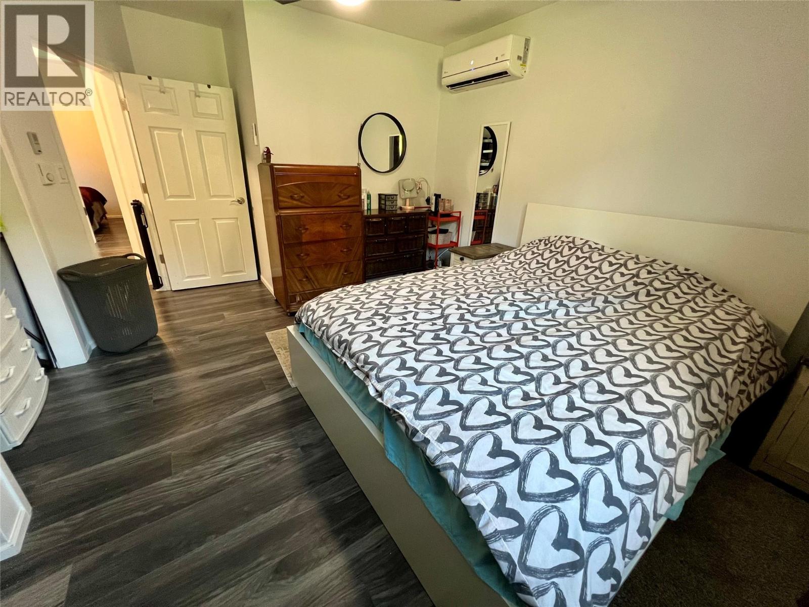 515 MAIN STREET - 18