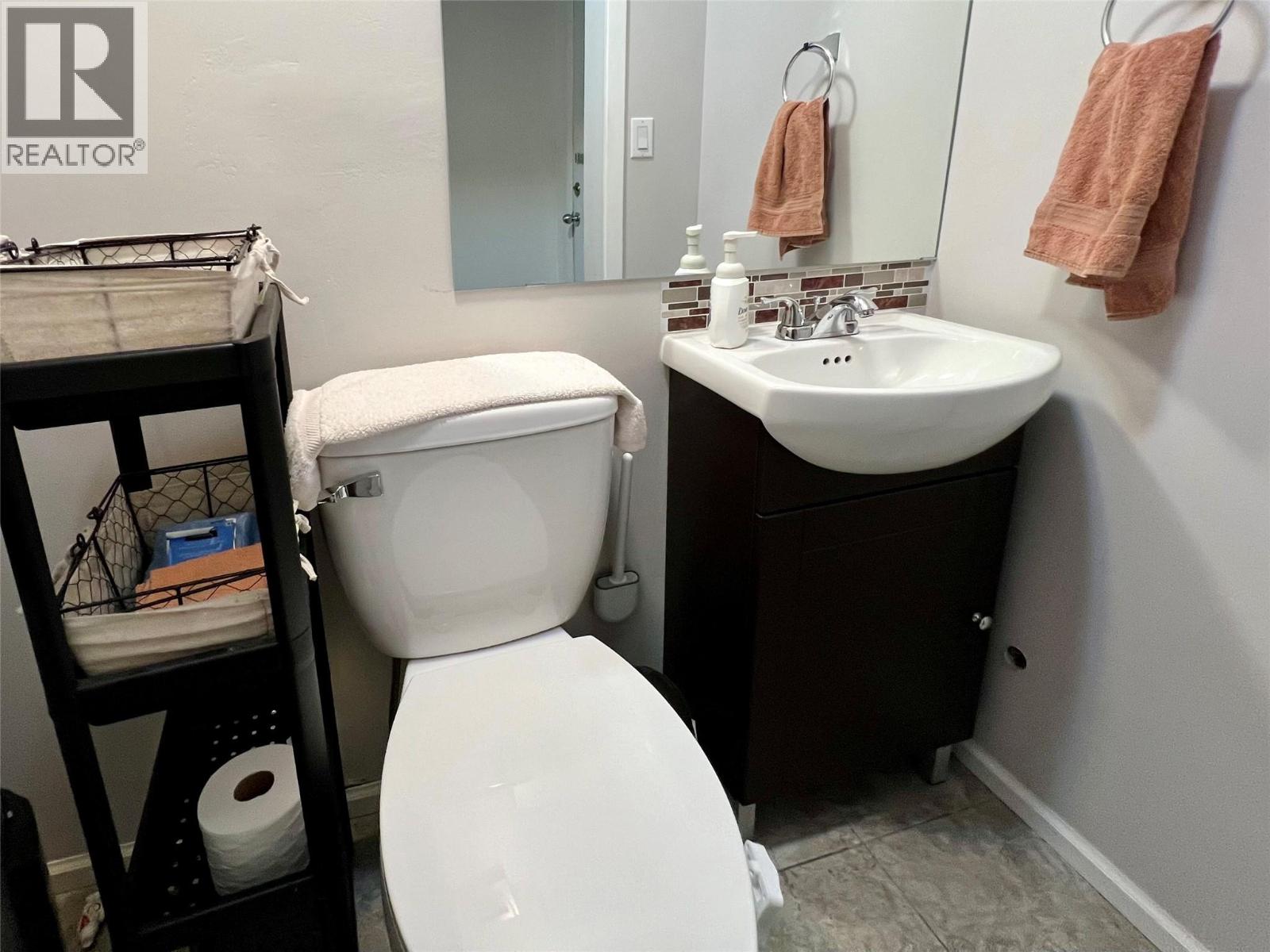 515 MAIN STREET - 26