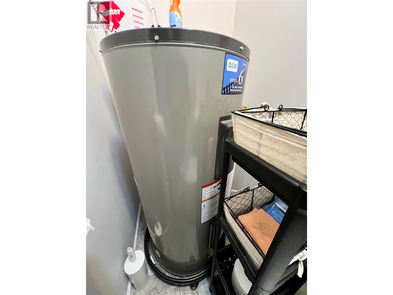 515 MAIN STREET - 27