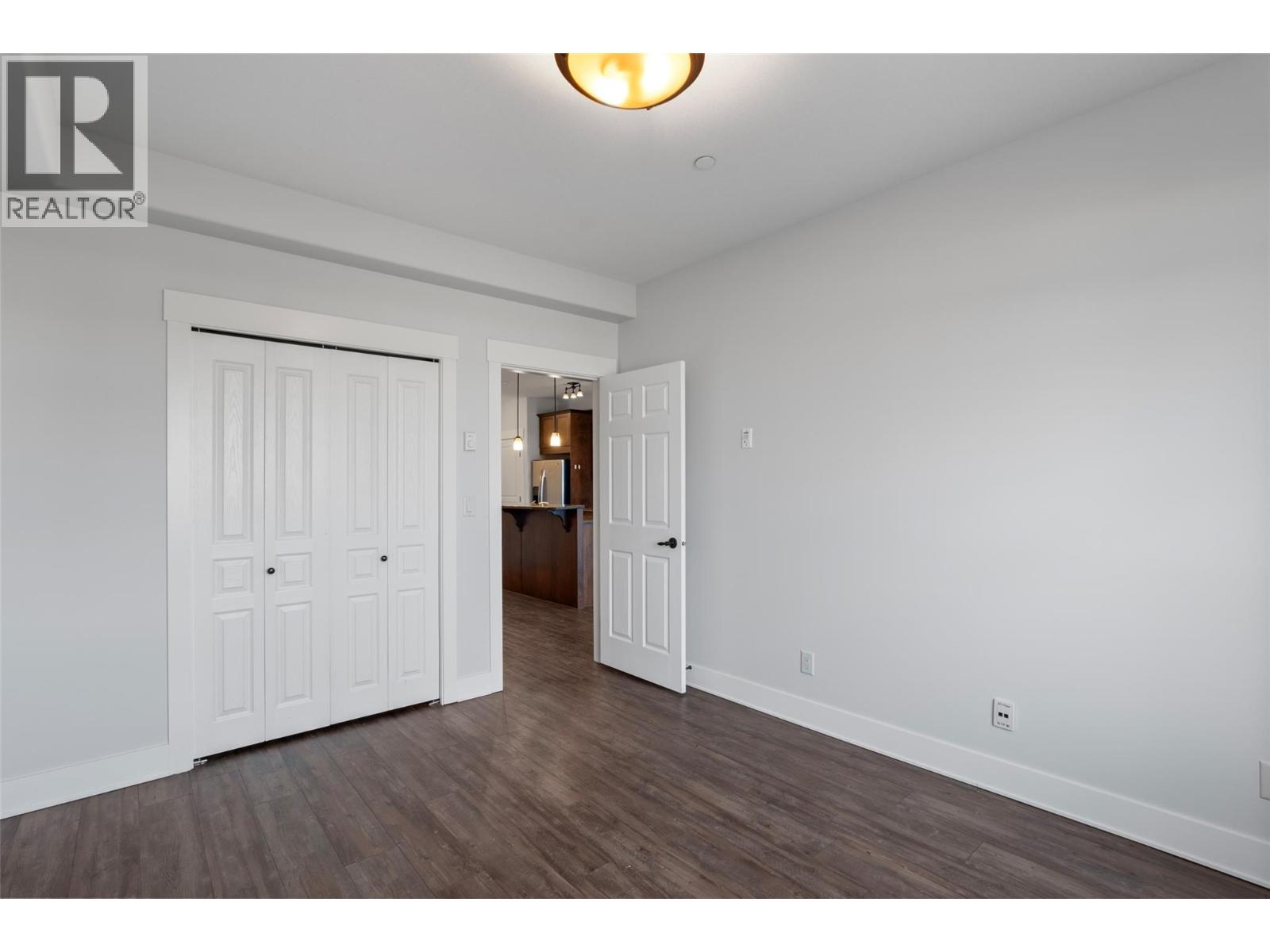 #202 775 McGill Road - 14