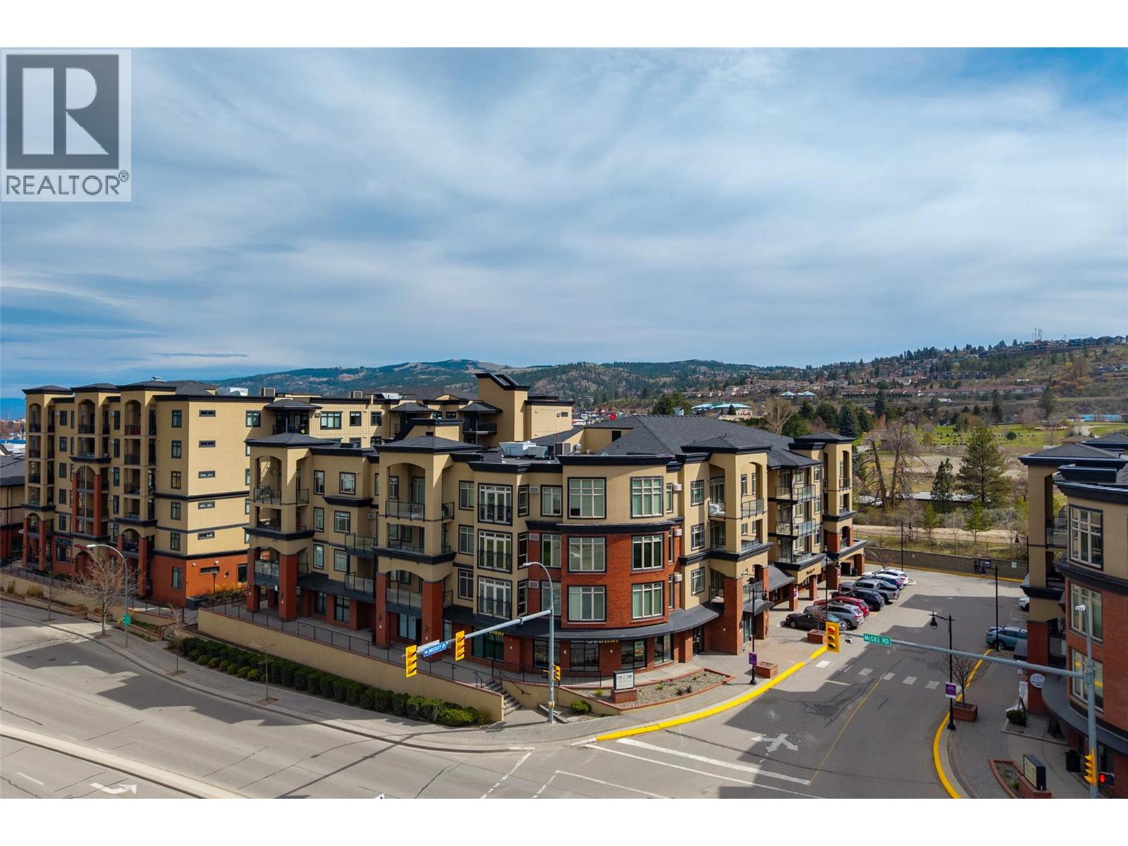 #202 775 McGill Road - 21