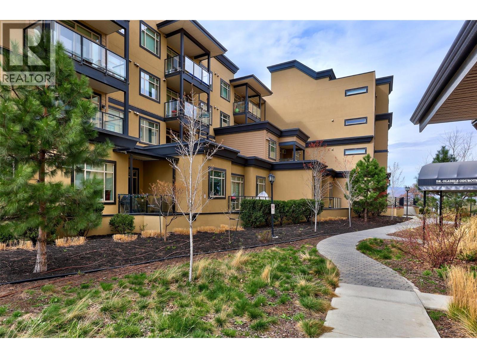 #202 775 McGill Road - 18