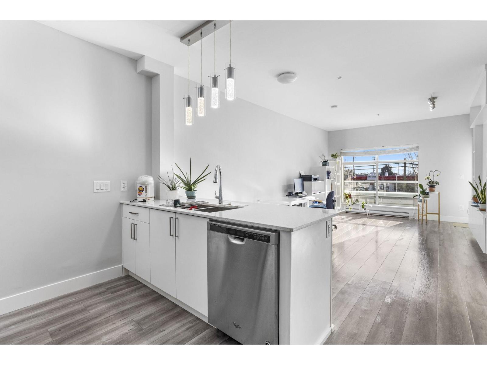 #213-9015 120 Street, Delta