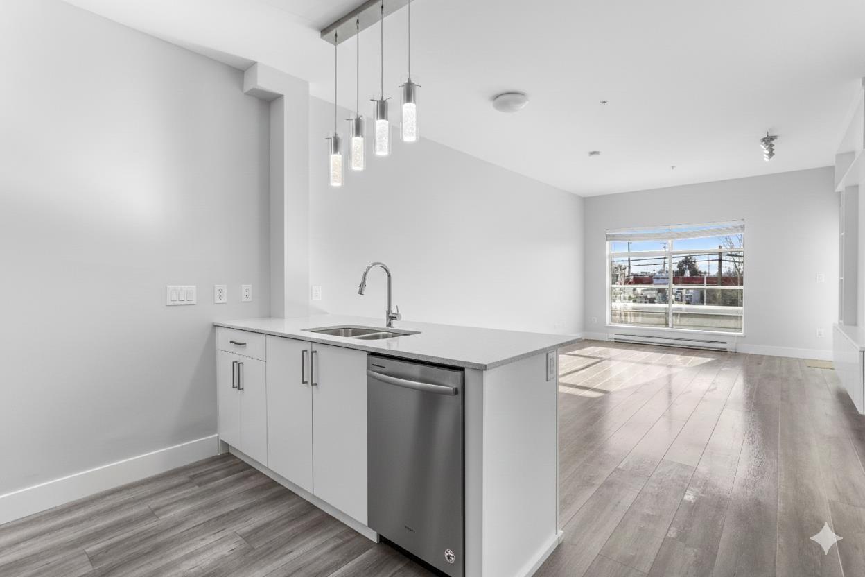 #213-9015 120 Street, Delta