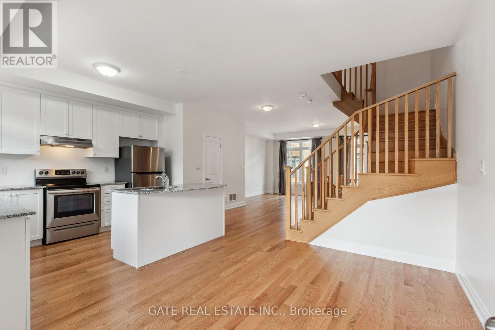 27 MONEYPENNY PLACE - 17