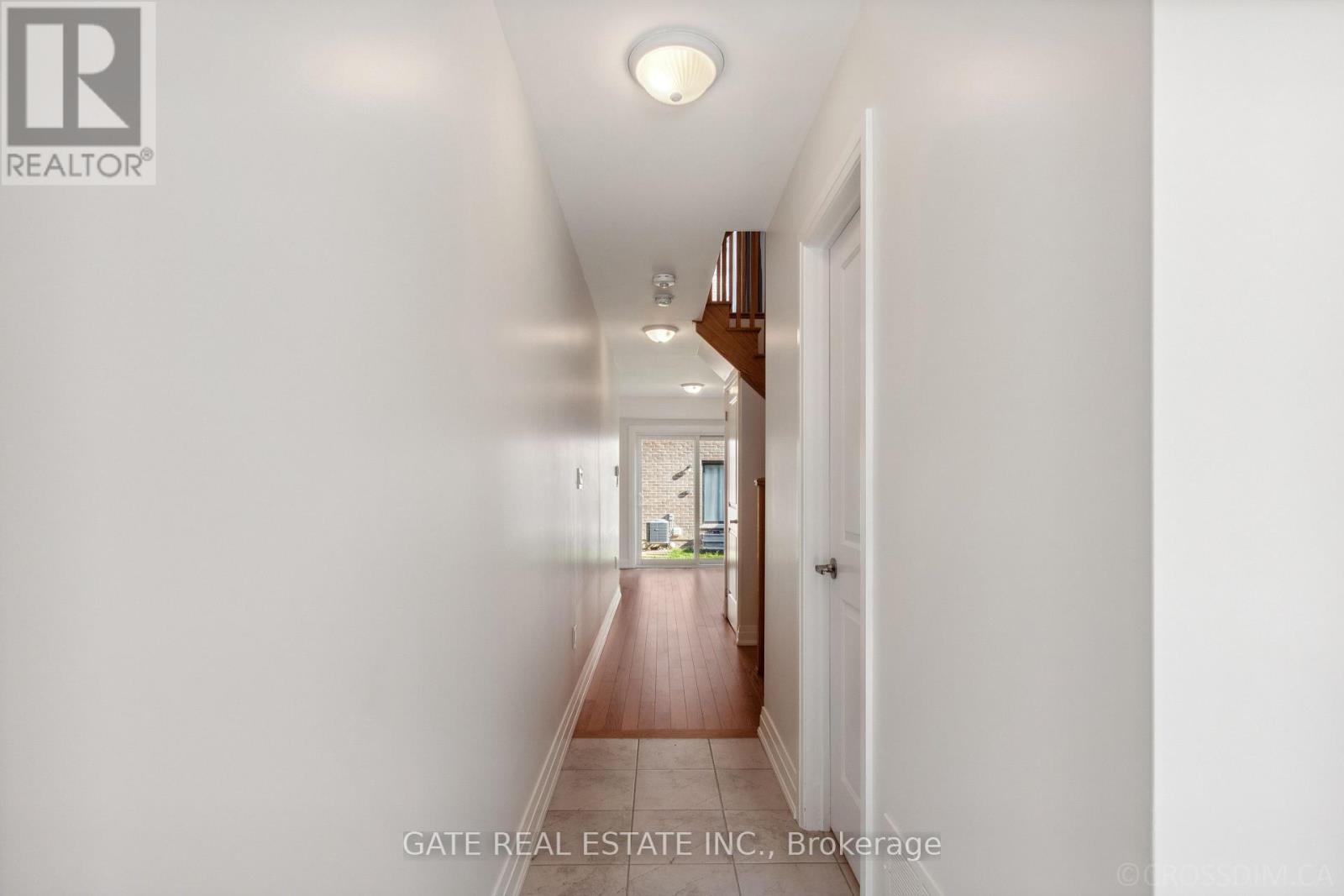 27 MONEYPENNY PLACE - 5