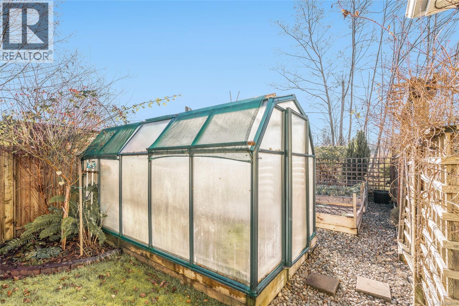 656 Morningstar Dr, Parksville