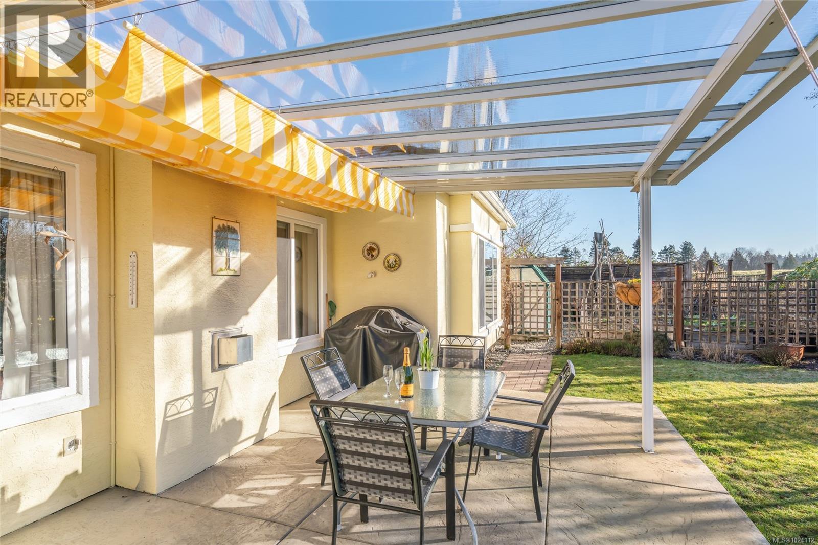 656 Morningstar Dr, Parksville