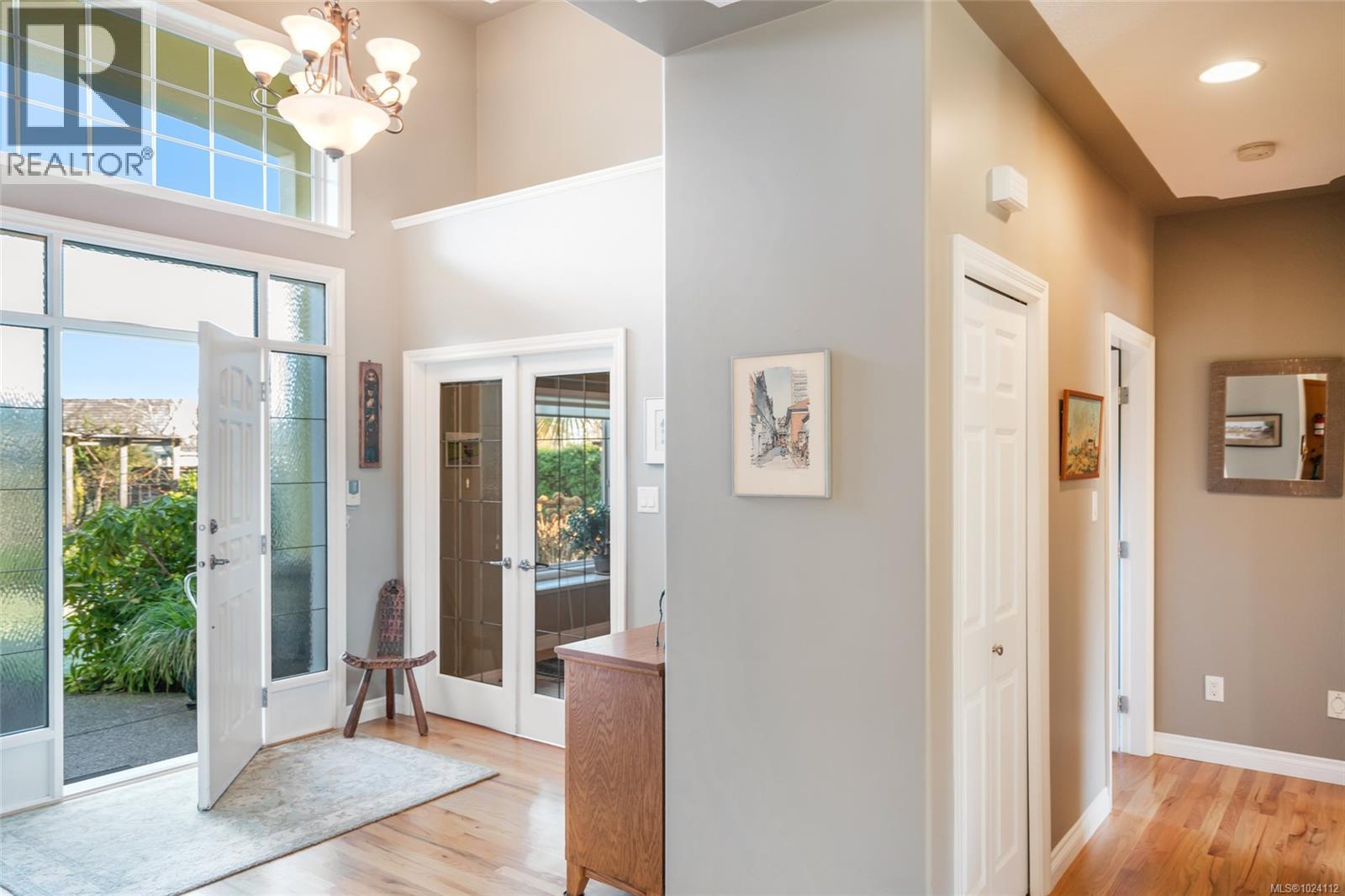 656 Morningstar Dr, Parksville