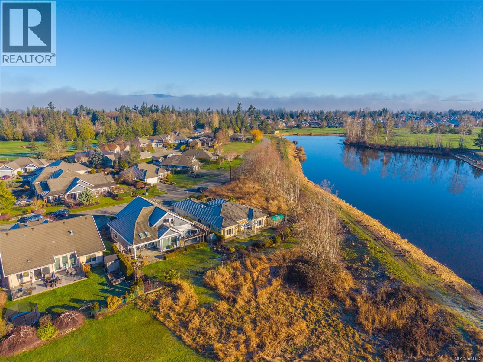656 Morningstar Dr, Parksville