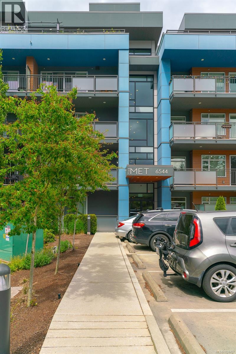 #204 6544 METRAL DR - 18