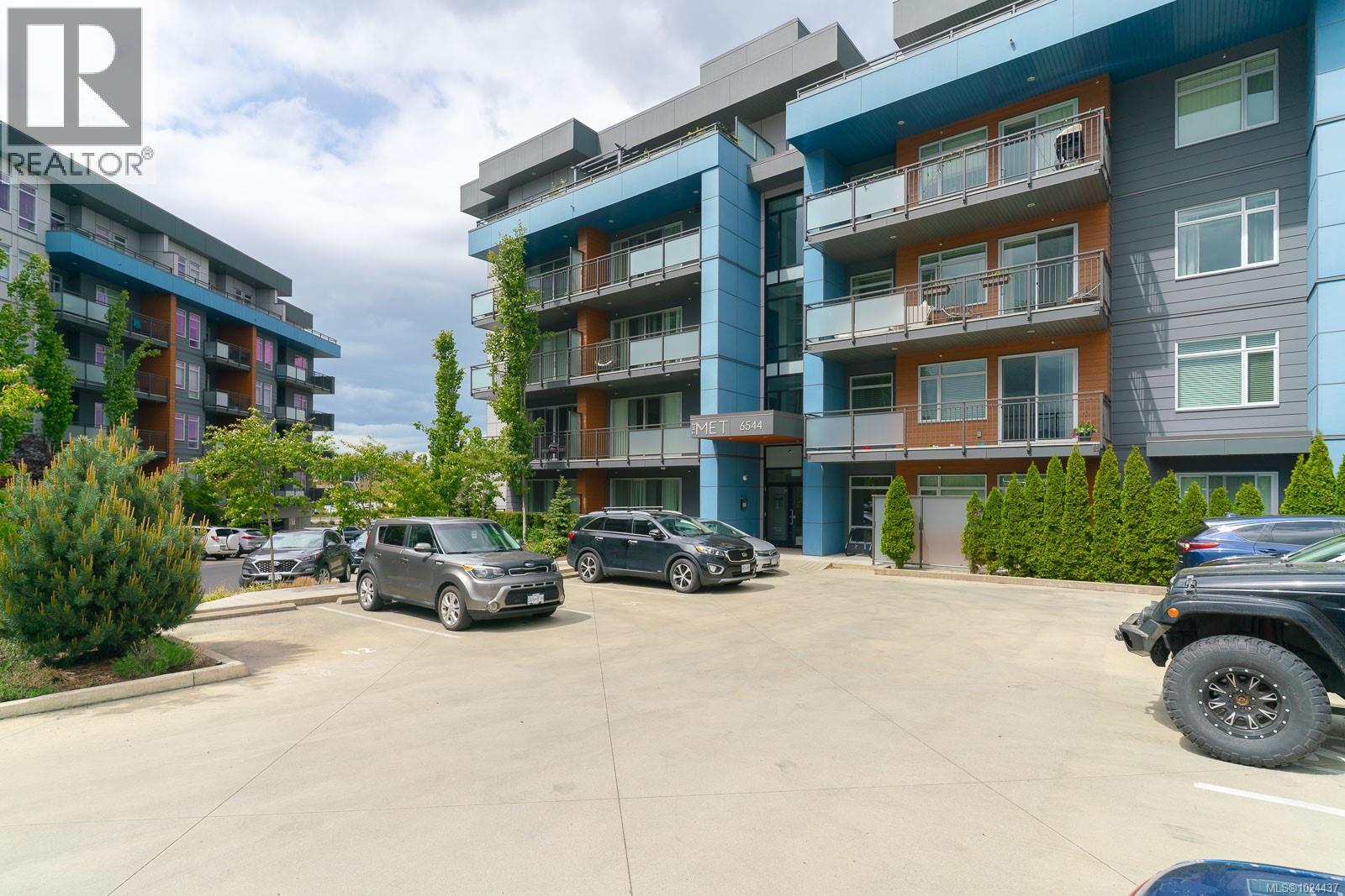 #204 6544 METRAL DR - 19