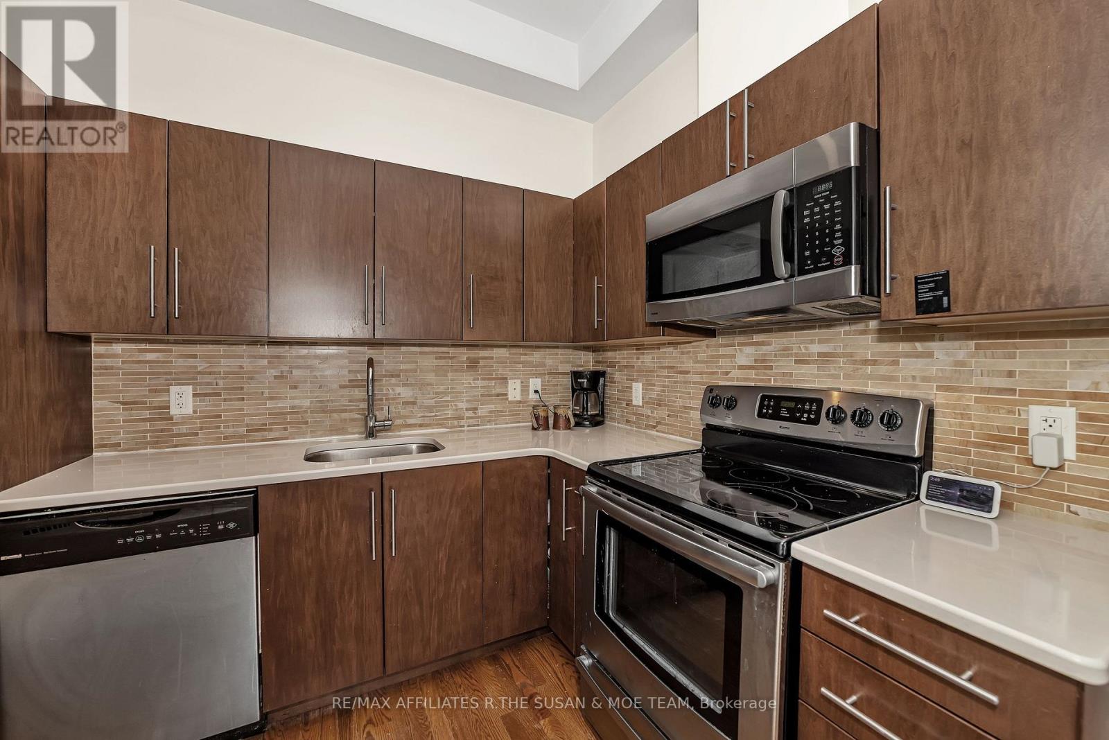 308 - 682 CHURCHILL AVENUE N — photo 22