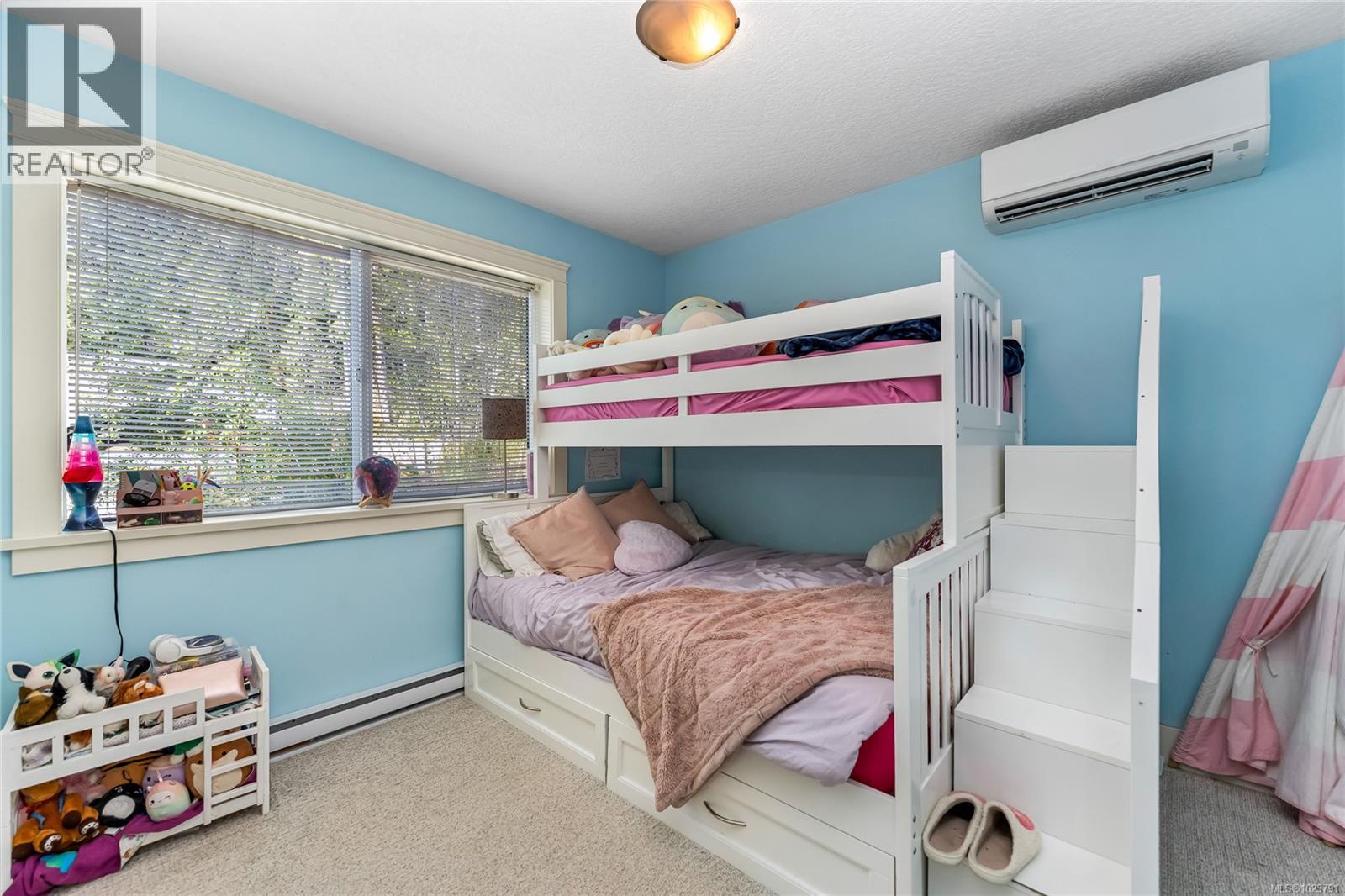 9724 Marble Bay Rd, Lake Cowichan