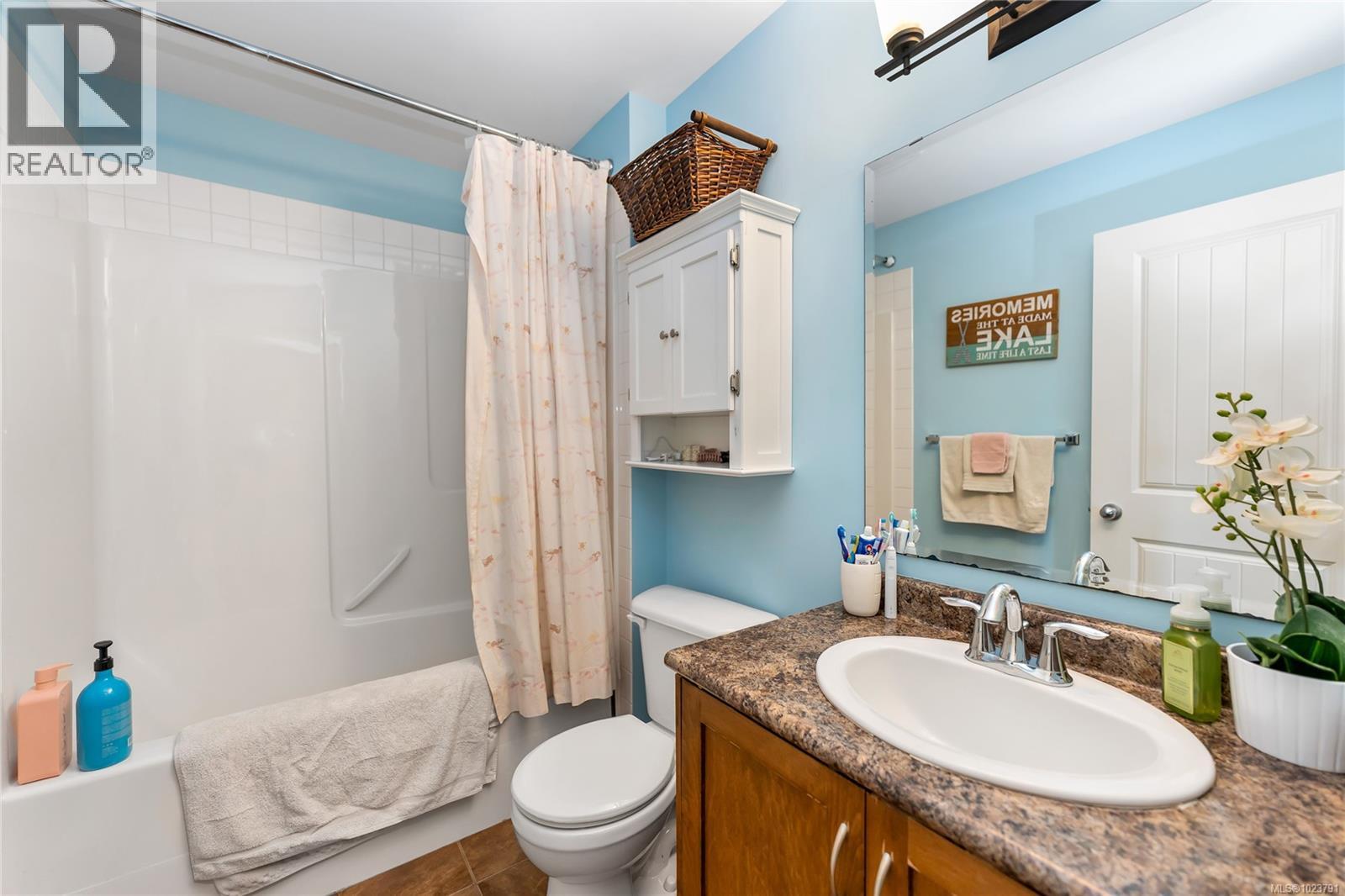 9724 Marble Bay Rd, Lake Cowichan