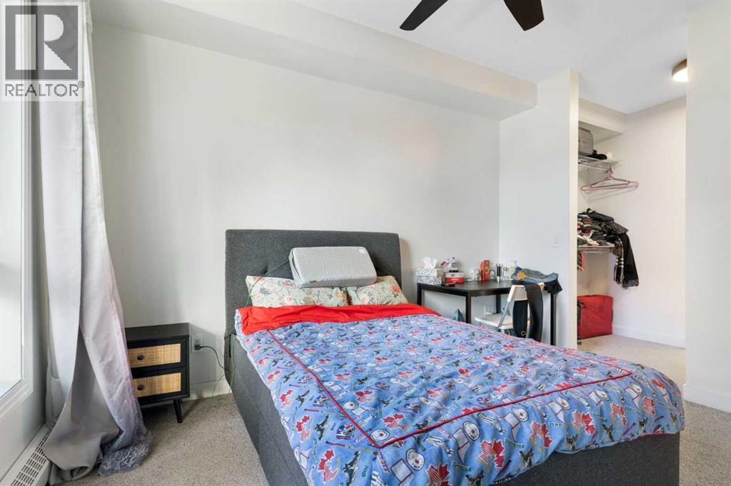 Single Family House for Sale in    Avenue NW Varsity Calgary 