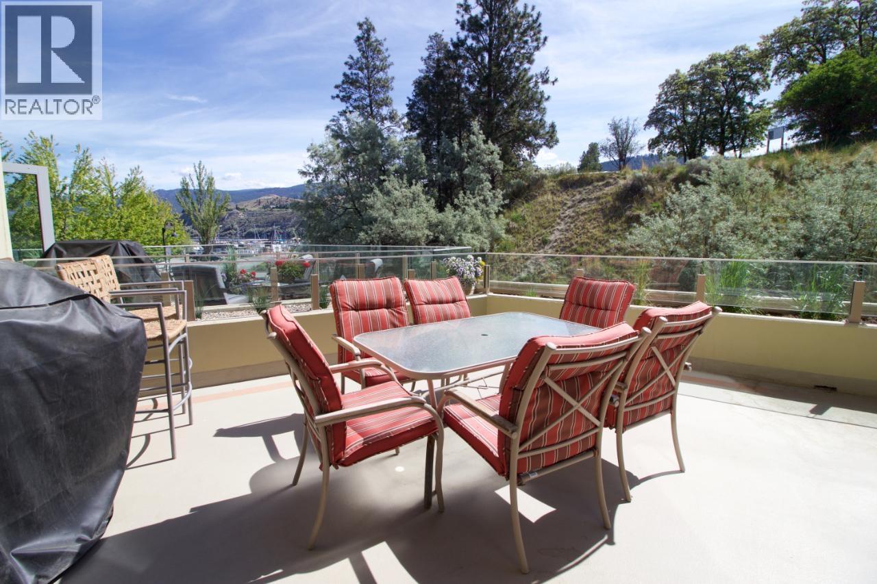 #204 250 MARINA Way - 18