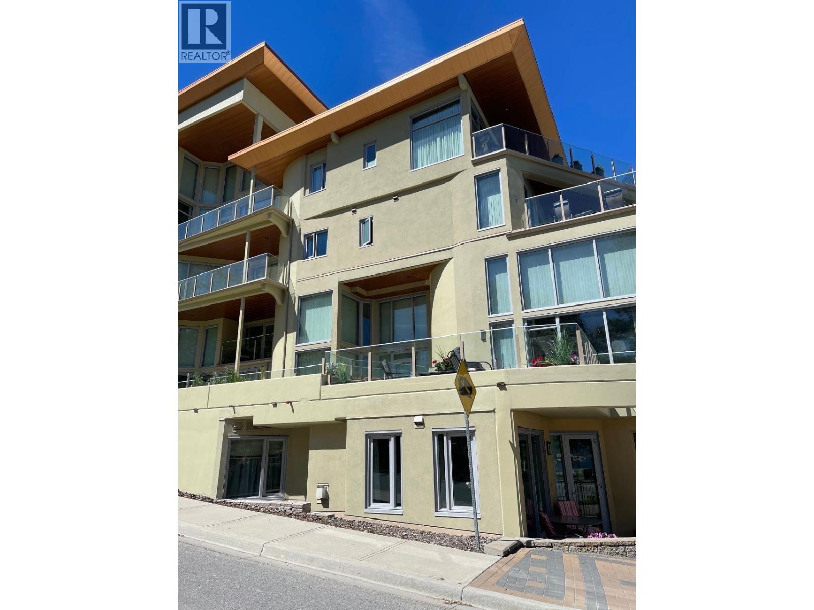 #204 250 MARINA Way - 19