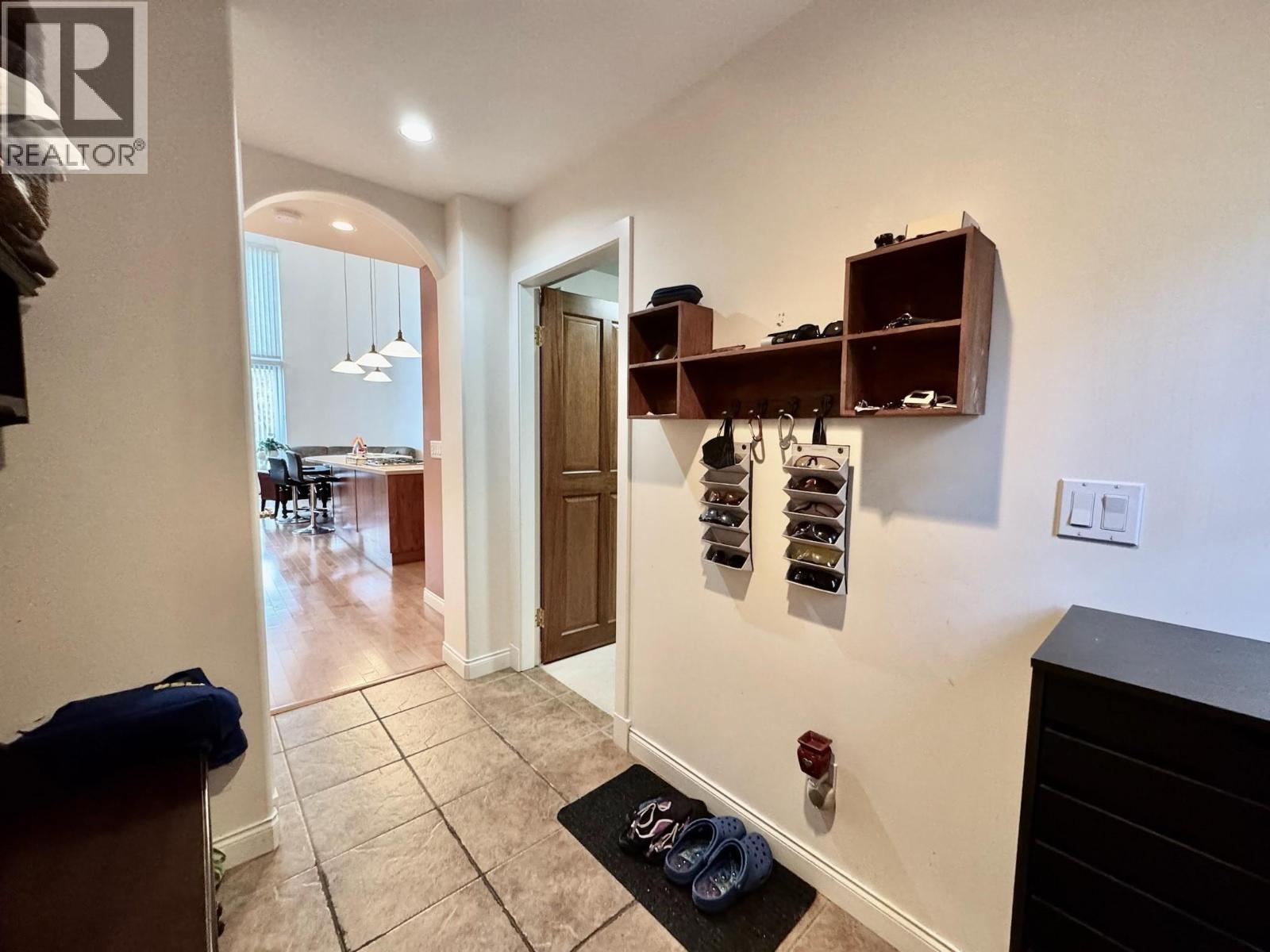 #204 250 MARINA Way - 3