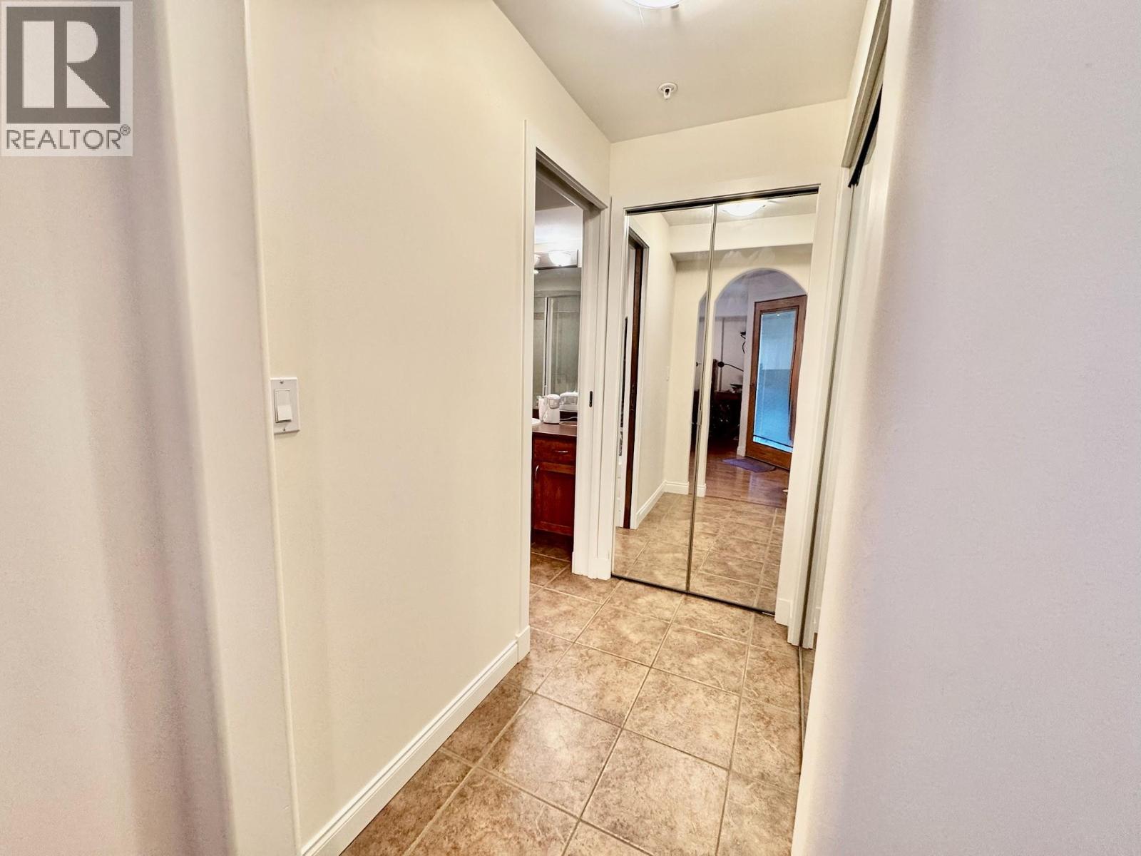#204 250 MARINA Way - 17