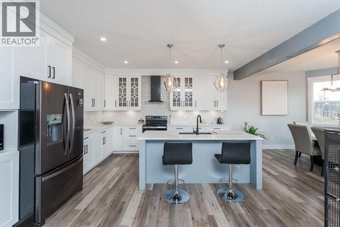 7204 FOXRIDGE DRIVE, Prince George