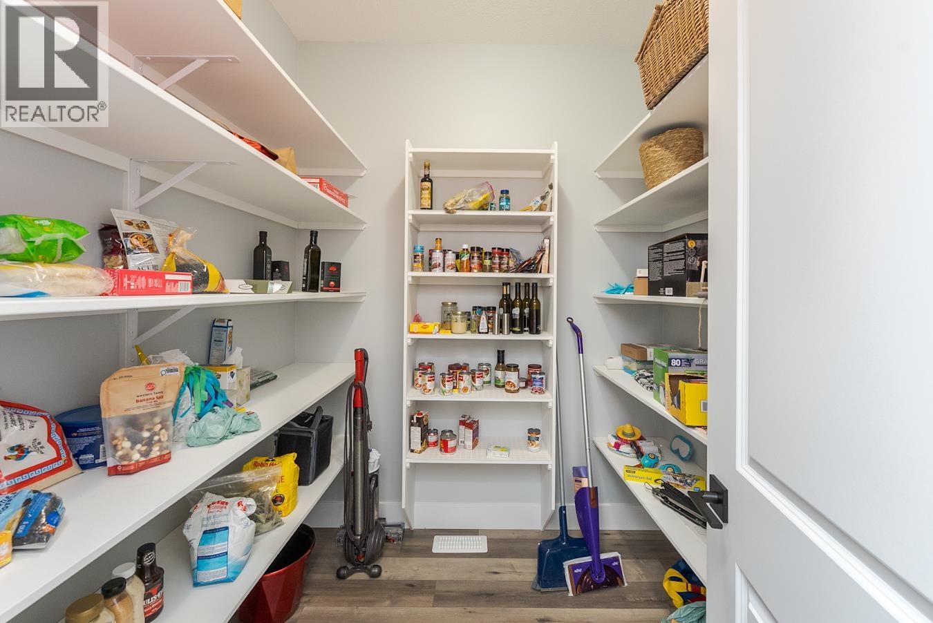 7204 FOXRIDGE DRIVE, Prince George