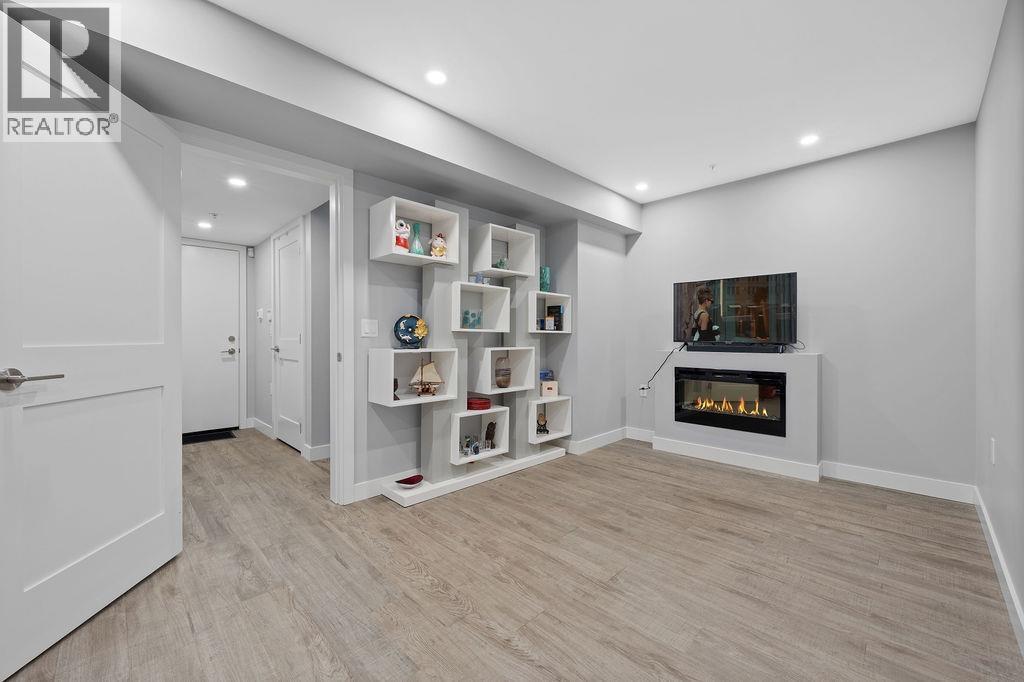 4684 CAPILANO ROAD, North Vancouver