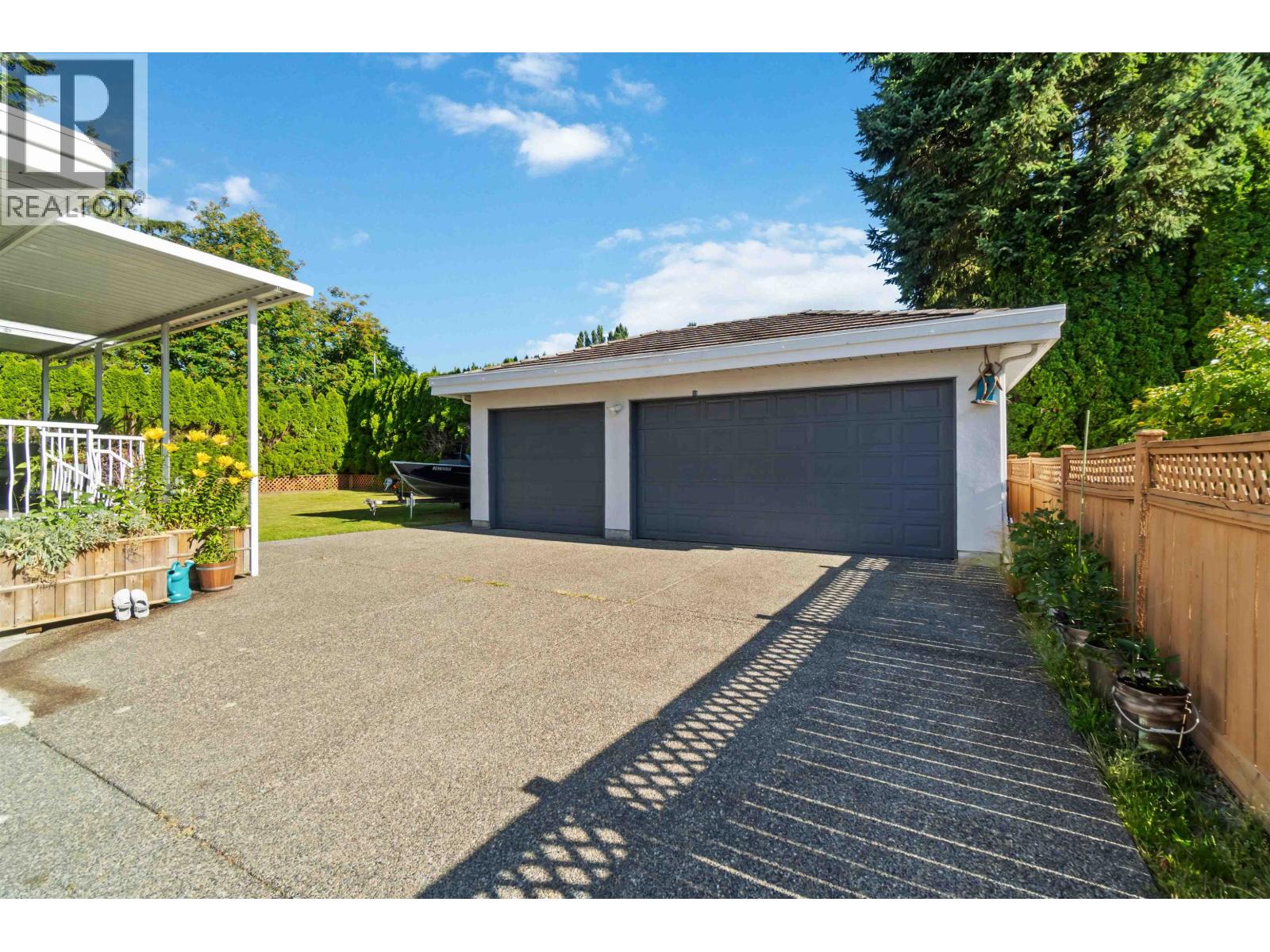 7483 GOVERNMENT ROAD, Burnaby