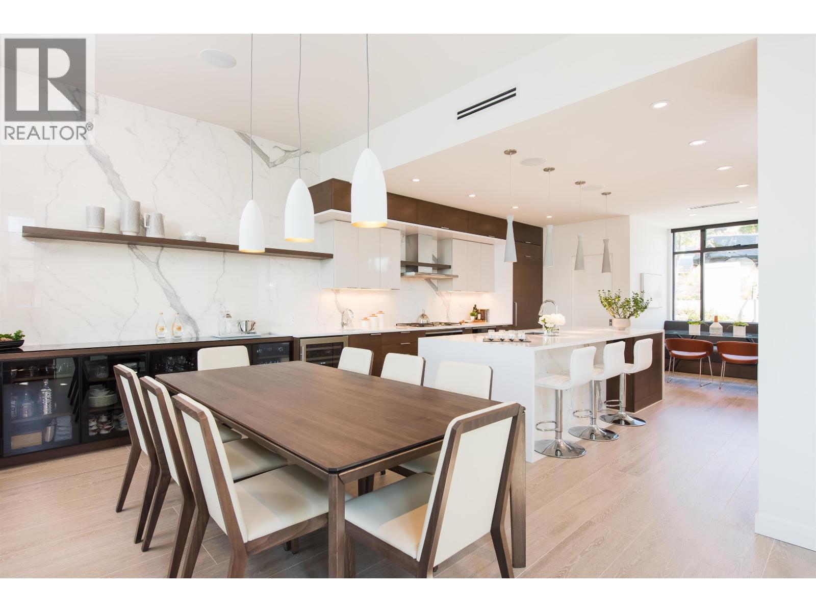 107 N HYTHE AVENUE, Burnaby