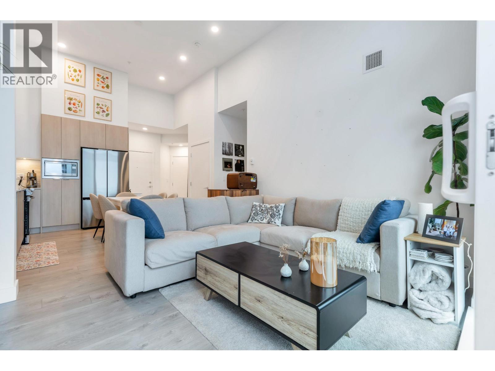 #606-2499 RABBIT Drive, Delta