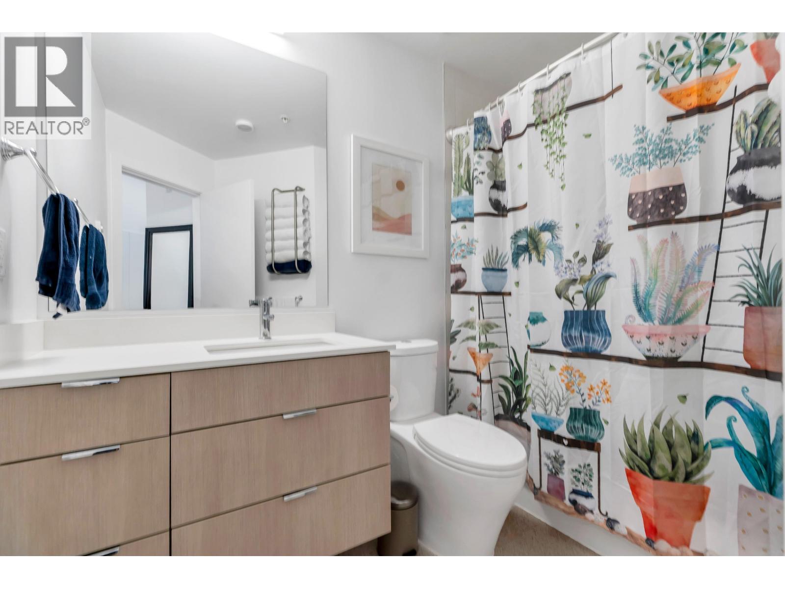 #606-2499 RABBIT Drive, Delta