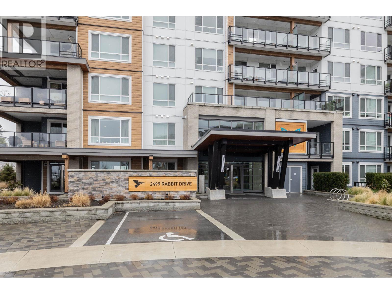 #606-2499 RABBIT Drive, Delta