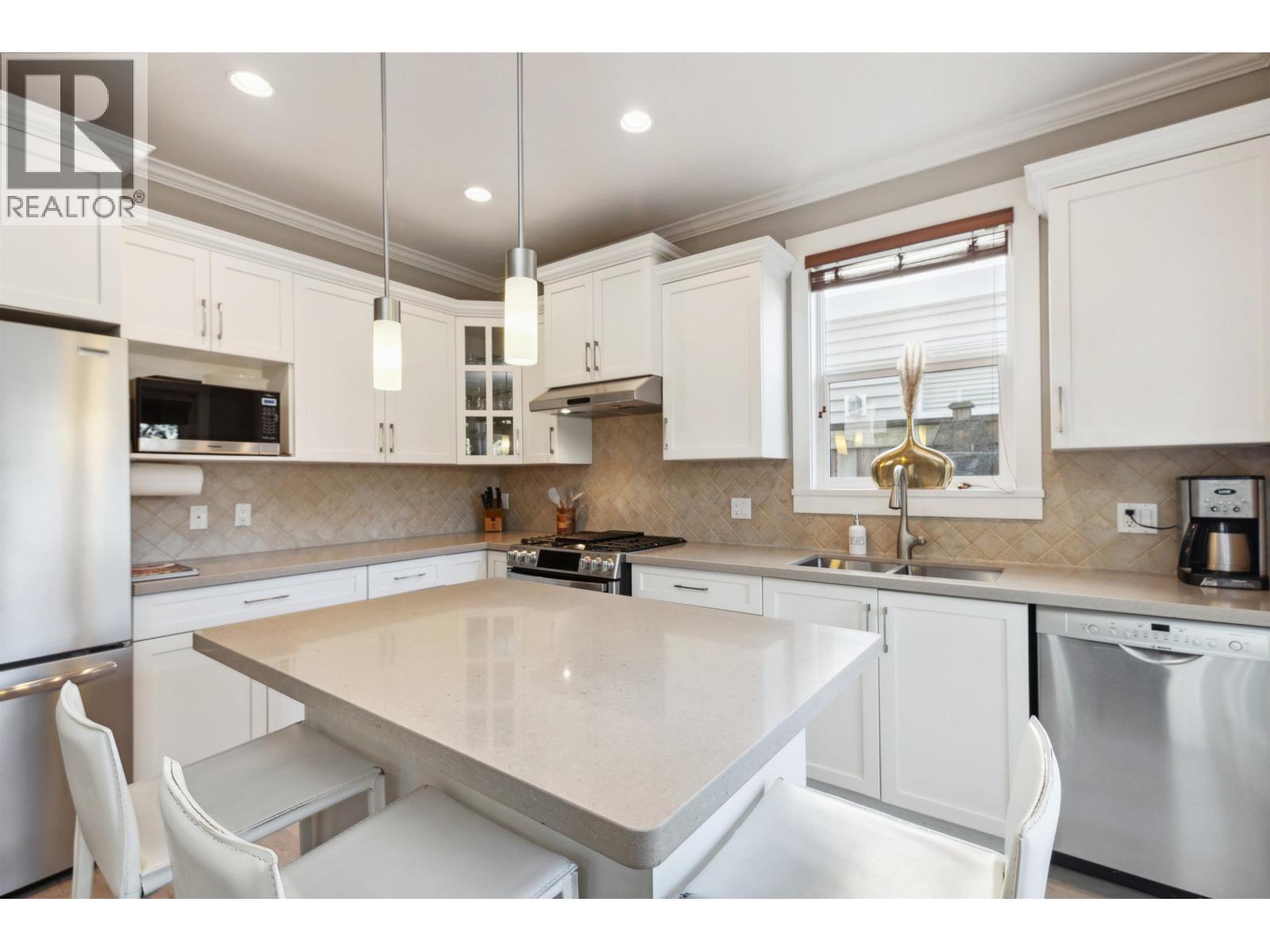 4731 DUNCLIFFE Road, Richmond