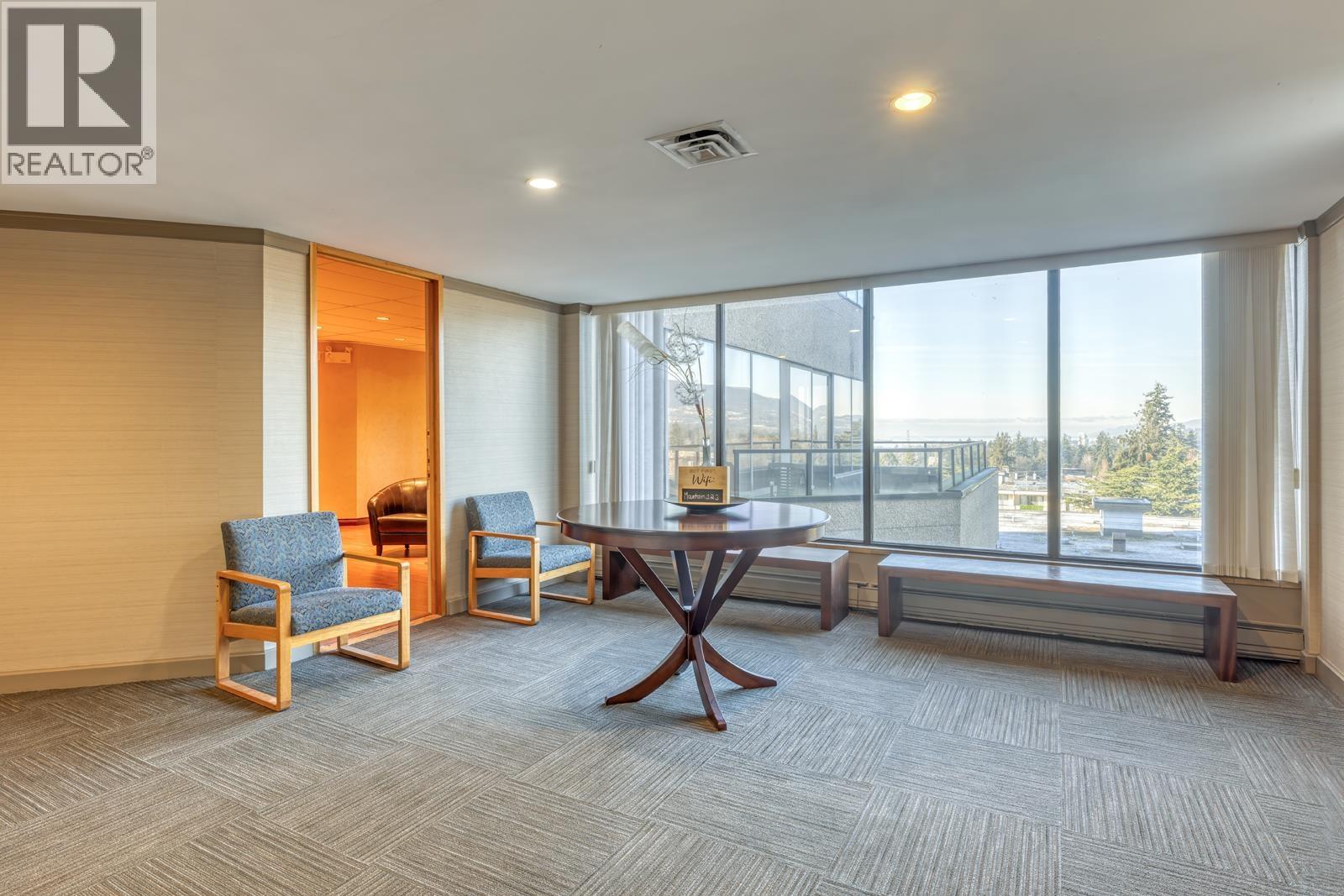 480 145 W 17TH STREET, North Vancouver