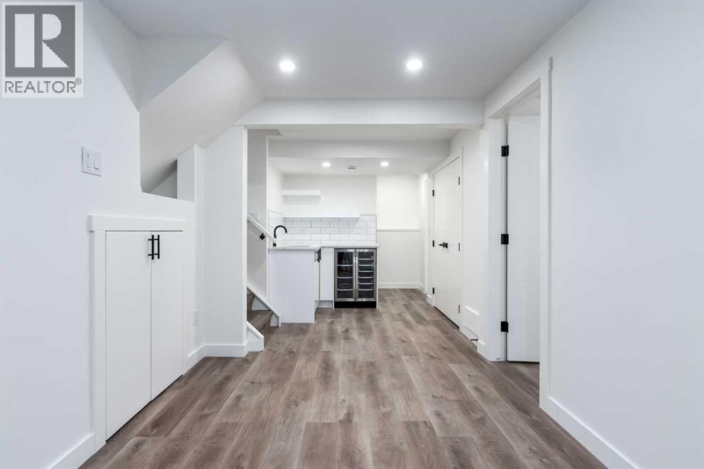 Single Family House 3 Level for Sale in  Penworth Road SE Penbrooke Meadows Calgary 