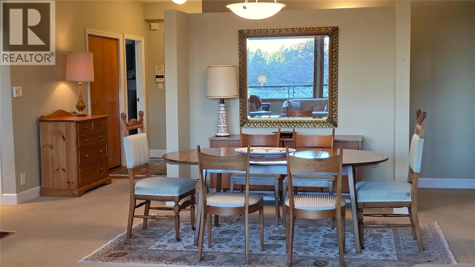 108 5329 Cordova Bay Rd, Saanich