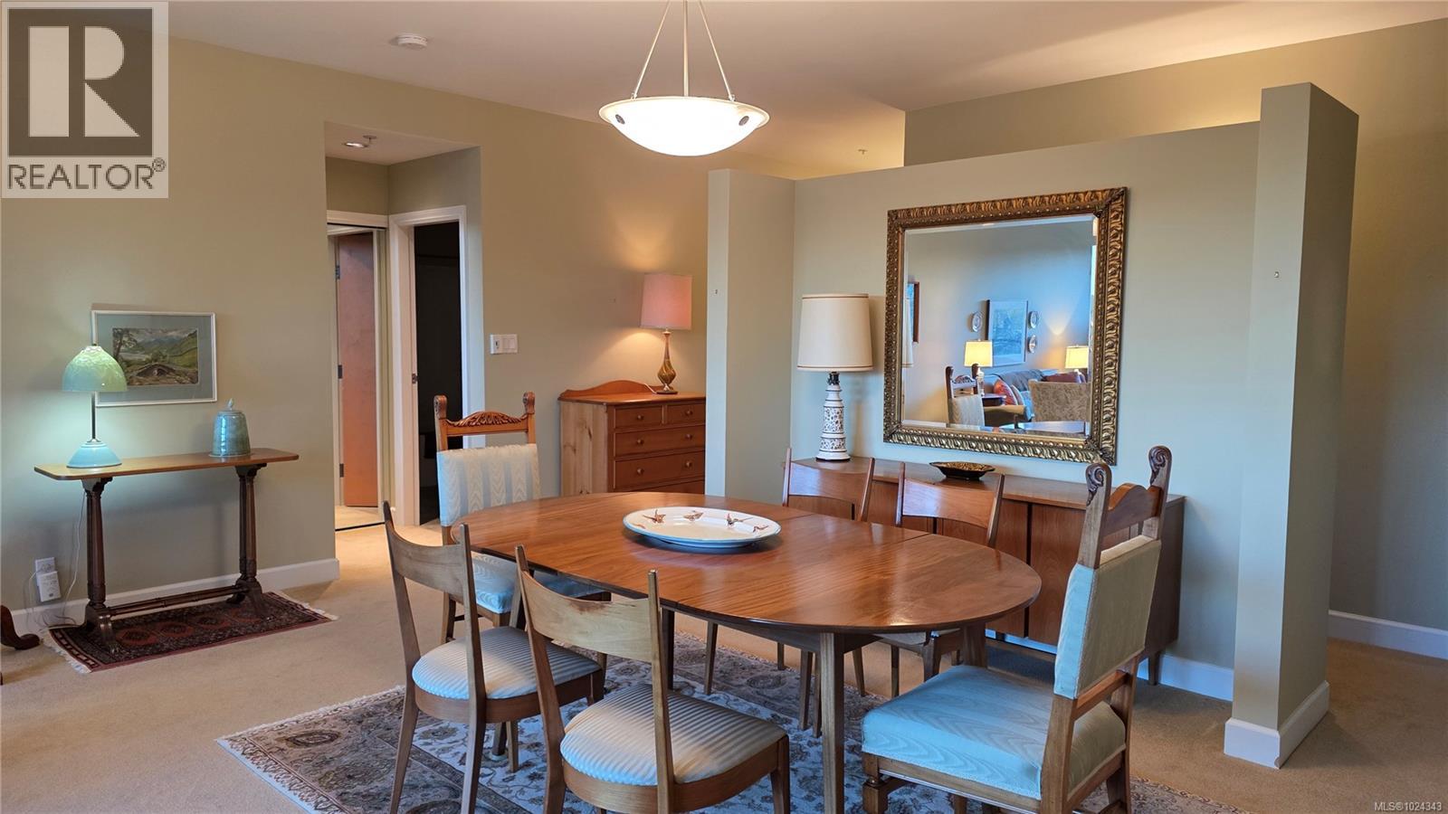 108 5329 Cordova Bay Rd, Saanich