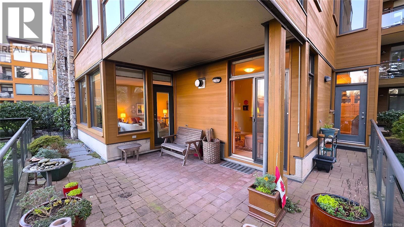 108 5329 Cordova Bay Rd, Saanich